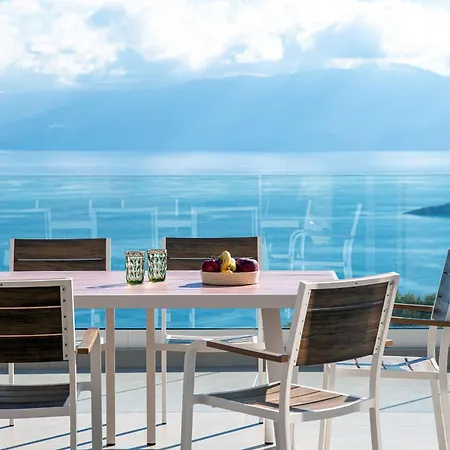 Serenity Cove 别墅